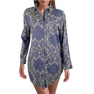 VICTORIA’S SECRET: Blue White Floral Print Sleepshirt Sleep Tee Size Small